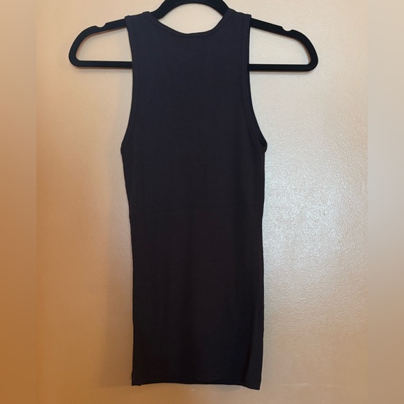 Disney Black Tank Top with Ariel “Go on and kiss the girl” Graphic Womens S/M - Picture 2 of 4